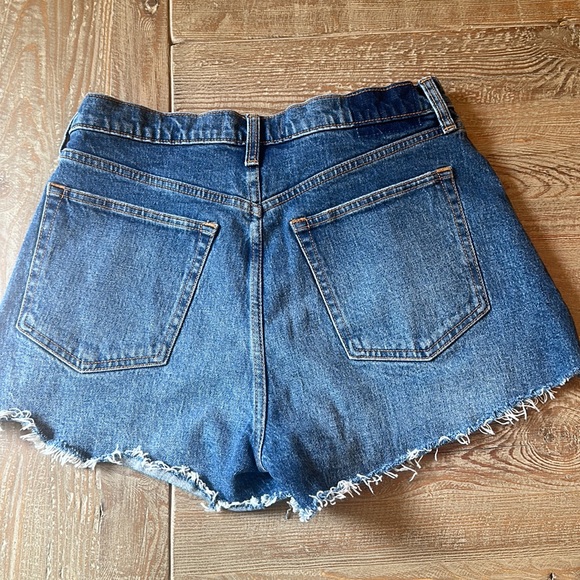 Abercrombie & Fitch The Mom Hi-rise Shorts - Picture 4 of 4